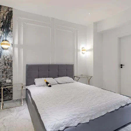Park Herastrau 2 Luxury Bedroom *