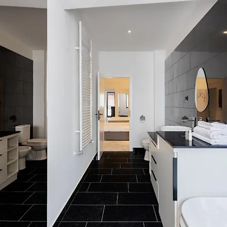 Park Herastrau 2 Luxury Bedroom בוקרשט