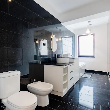 Park Herastrau 2 Luxury Bedroom דירה בוקרשט