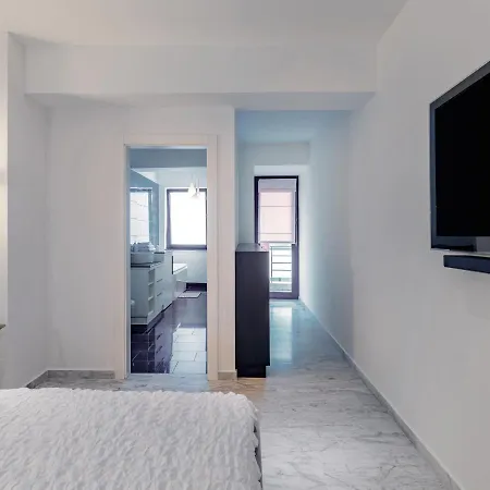 Park Herastrau 2 Luxury Bedroom * בוקרשט